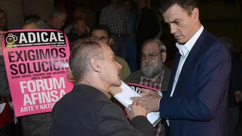 Pedro S&aacute;nchez remarca que "quebrar la ley es todo menos democracia"