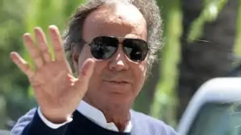 Imagen Julio Iglesias en cuatro estaciones